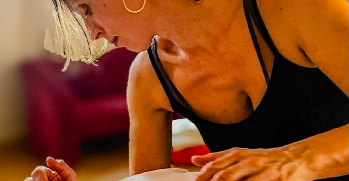 Ruth bei der Massage